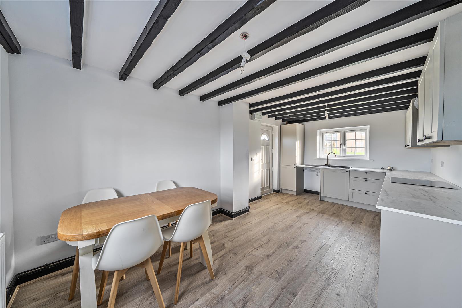 Beach Road, Penclawdd, Swansea, SA4 3YN